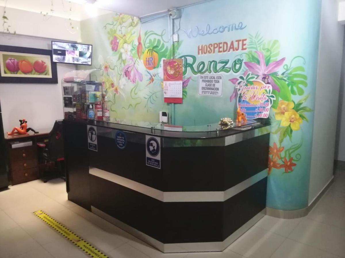 Hospedaje Renzo Tarapoto Eksteriør billede